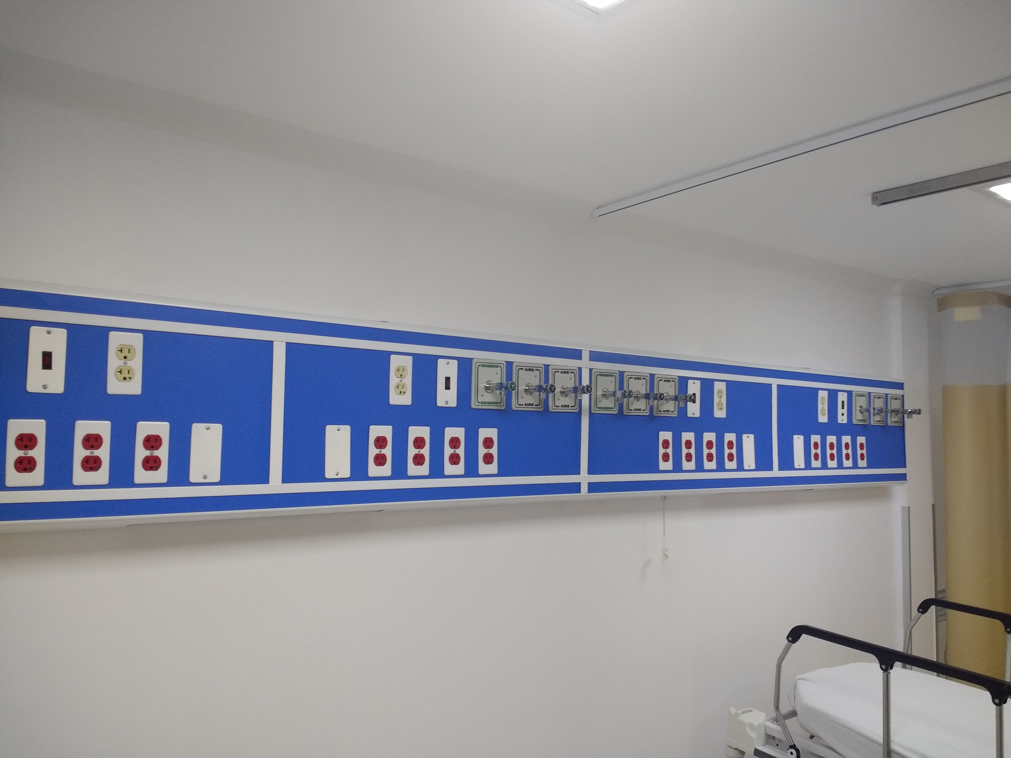 MEDICAL DESIGNS INTERNATIONAL S. A. DE C.V. (INGENIERIA EN LINEAS DE GASES MEDICINALES Y EQUIPO PERIMETRAL PARA HOSPITALES Y LABORATORIOS)